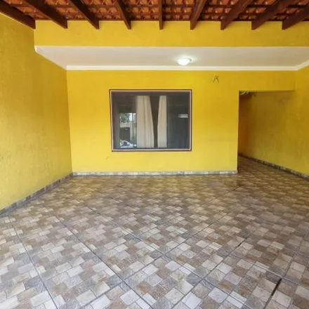 Buy this 3 bed house on Rua Ariane Aparecida Machado in Jardim Jataí I, Votorantim - SP
