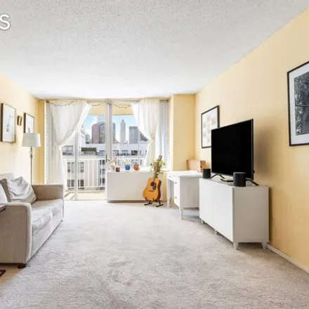 Rent this 1 bed condo on Concord in East 64th Street, New York