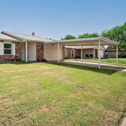 Buy this 3 bed house on 7129 Harwick Lane in North Richland Hills, TX 76182