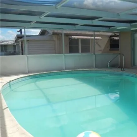 Image 3 - 2046 Norfolk Drive, Holiday, FL 34691, USA - House for rent