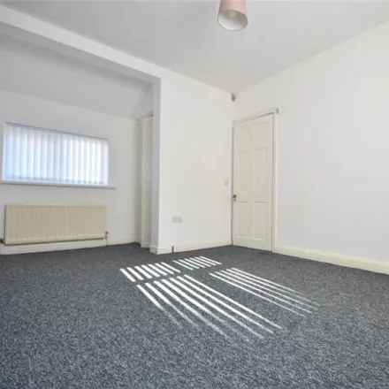 Image 6 - Linum Place, Newcastle upon Tyne, NE4 9TS, United Kingdom - Townhouse for sale