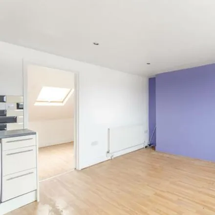 Buy this 1 bed apartment on Sunnybank in Penge Road, London
