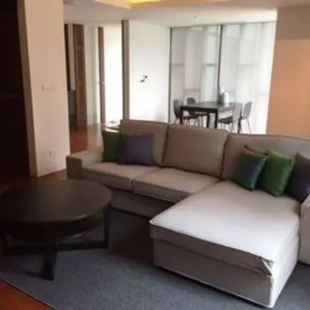 Rent this 1 bed apartment on Hansar Hotel in Soi Mahatlek Luang 2, Mahatlek Luang