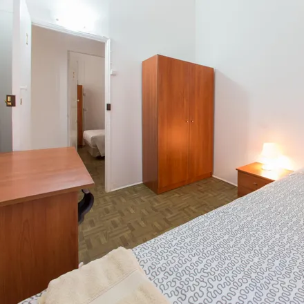 Image 2 - Hotel 3K Madrid, Rua do Conde de Redondo 24, 1150-106 Lisbon, Portugal - Room for rent