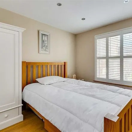 Rent this 3 bed apartment on Simmonds Pharmacy in 105 Lupus Street, London