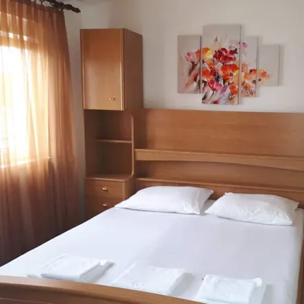Rent this 2 bed apartment on Brza cesta Split-Omiš D8 in 21292 Srinjine, Croatia