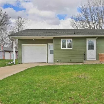 Buy this 2 bed house on 721 10th Avenue Southeast in Waseca, MN 56093