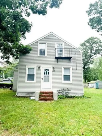 Image 1 - 206 Reynolds Ave, Warwick, Rhode Island, 02889 - House for sale