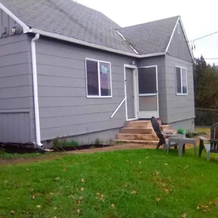 Buy this 6 bed house on unnamed road in Roseburg, OR 97470
