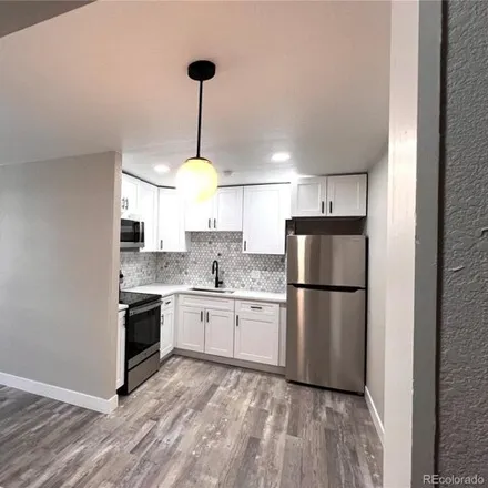 Image 5 - Majorca Condominiums, 1050 Lafayette Street, Denver, CO 80218, USA - Condo for sale