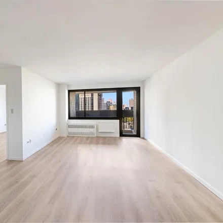 Buy this studio apartment on 333 PEARL STREET 20J in Financial District