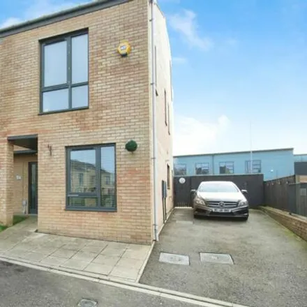 Buy this 4 bed duplex on 23 Broadleaf Walk in Chester-le-Street, DH3 1FB