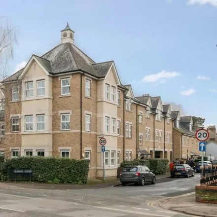 Buy this 3 bed apartment on 277 Banbury Road in Summertown, Oxford