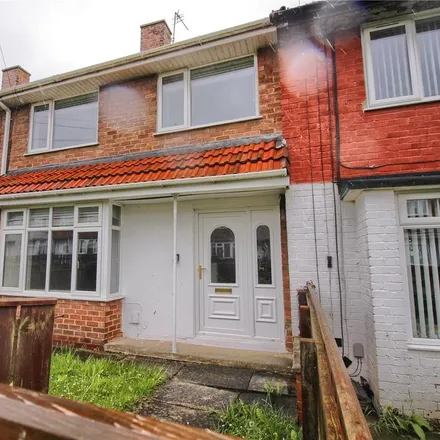 Rent this 3 bed townhouse on Scurfield Road in Stockton-on-Tees, TS19 8RR