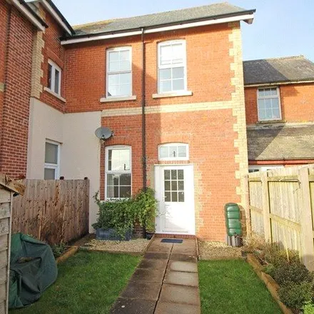 Rent this 3 bed townhouse on Oak Court in Holsworthy, EX22 6JA