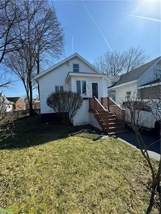 Buy this 2 bed house on 104 Chatham Place in City of Syracuse, NY 13208