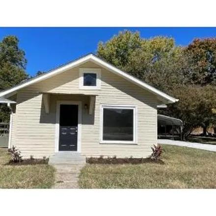 Buy this 2 bed house on 530 East Main Street in Halls, Lauderdale County