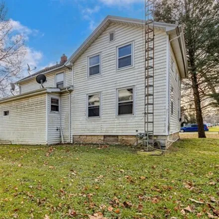 Image 2 - Edward Chipman Public Library, East 2nd Street, Momence, Kankakee County, IL 60954, USA - House for sale