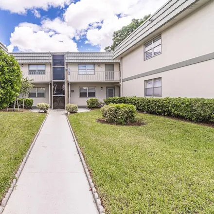 Buy this 1 bed condo on 375 Brittany Lane in Palm Beach County, FL 33446