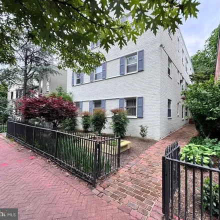 Buy this 1 bed condo on 327 10th Street Southeast in Washington, DC 20003
