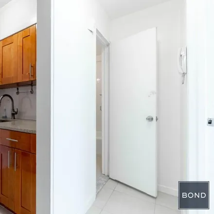 Image 5 - 141 East 55th Street, New York, NY 10022, USA - Condo for rent