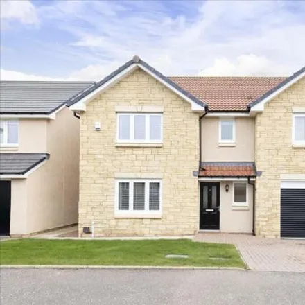 Buy this 5 bed house on Cadwell Gardens in Gorebridge, EH23 4LE