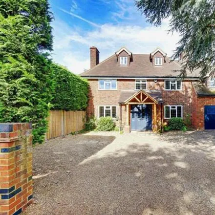 Buy this 5 bed house on 5 Darell Road in Reading, RG4 7AY