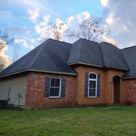 Buy this 3 bed house on 11756 N Engleswood Dr in Baton Rouge, Louisiana