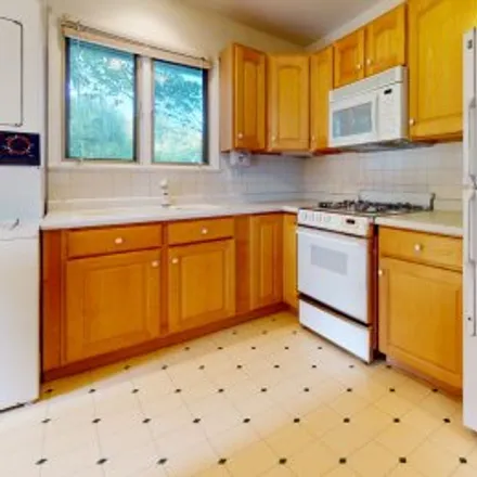 Buy this 3 bed apartment on 395 Bostwick Road