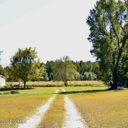 Image 8 - 348 Dowd Dairy Road, White Oak, Bladen County, NC 28399, USA - House for sale