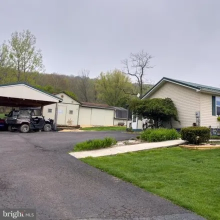 Image 3 - 16498 Calla Hill Road Northwest, Mount Savage, Allegany County, MD 21545, USA - House for sale