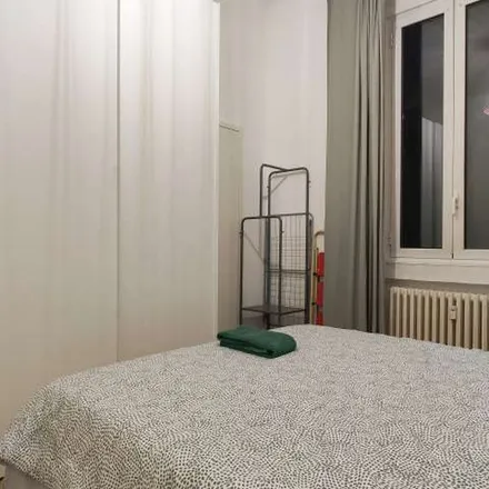 Image 4 - Via Azzo Carbonera, 17, 20137 Milan MI, Italy - Apartment for rent