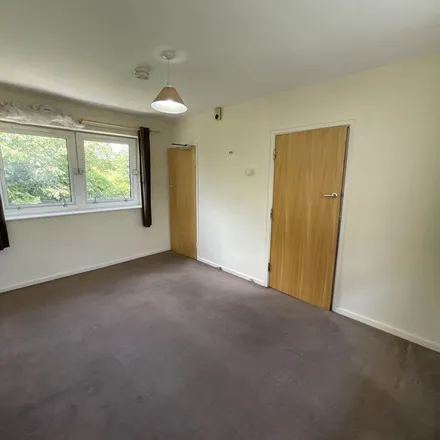 Image 5 - 4 Priory Court, Higham Hill, London, E17 5JT, United Kingdom - Apartment for rent