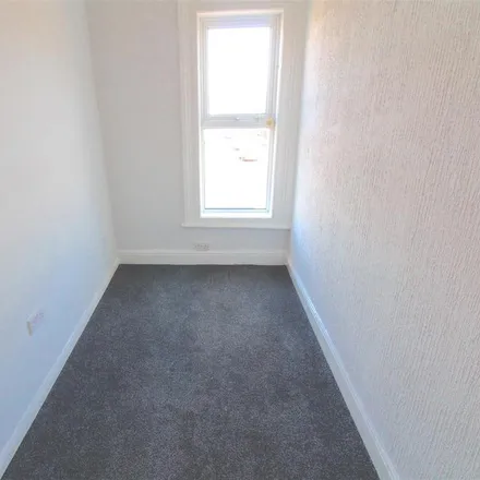 Image 6 - Rumbles, Anlaby Road, Hull, HU3 6EP, United Kingdom - Apartment for rent