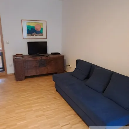 Rent this 2 bed apartment on Fürther Straße 22 in 91058 Erlangen, Germany