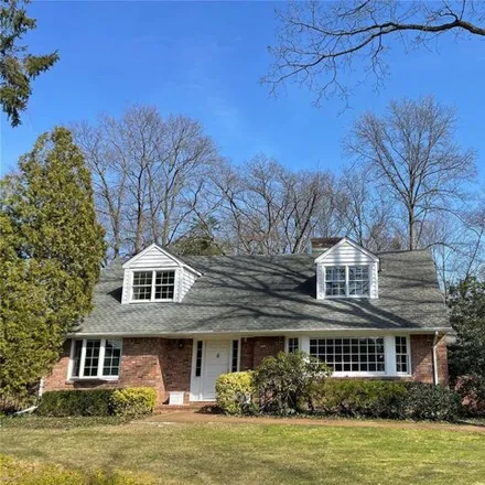 Rent this 4 bed house on 43 Glen Way in Cold Spring Harbor, Huntington