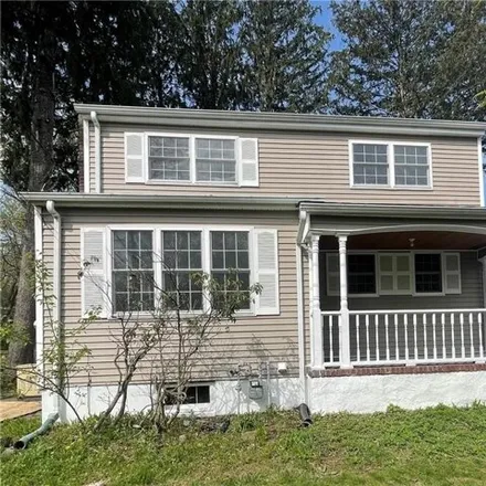 Buy this 3 bed house on 3 Schuyler Road in Central Nyack, Blauvelt
