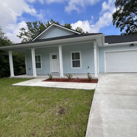 Rent this 3 bed house on 677 Coral Circle in Saint Johns County, FL 32080