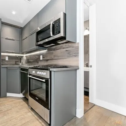 Rent this 3 bed house on 124 East 117th Street in New York, NY 10035