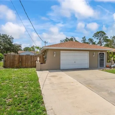 Rent this 3 bed house on 1486 Tinamou Road in Sarasota County, FL 34293
