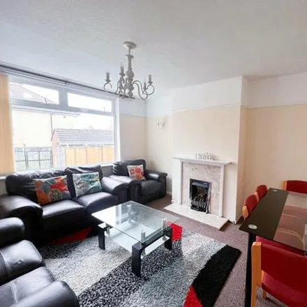 Image 3 - 89 Manor Road, Bristol, BS16 2ES, United Kingdom - Duplex for rent