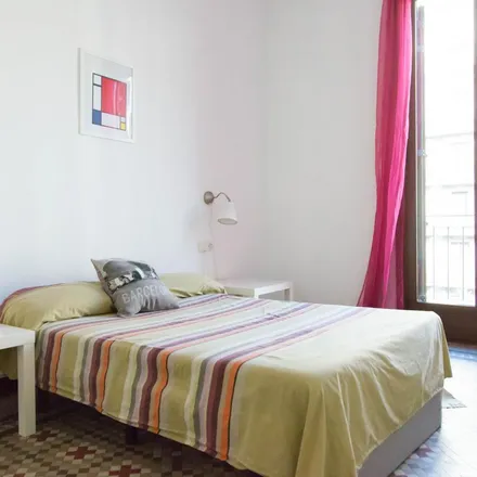Rent this 4 bed apartment on Carrer d'Aragó in 342, 08001 Barcelona