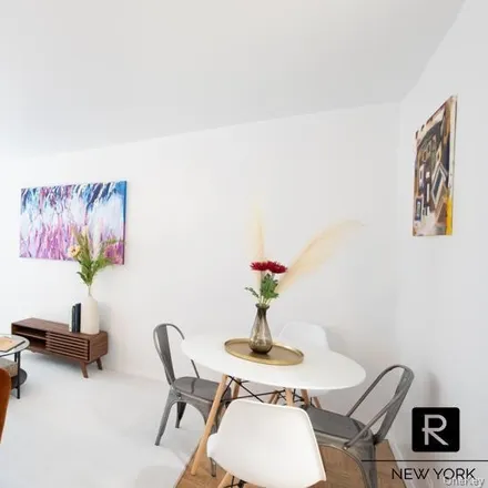 Image 2 - Tower 53, West 53rd Street, New York, NY 10019, USA - Condo for sale