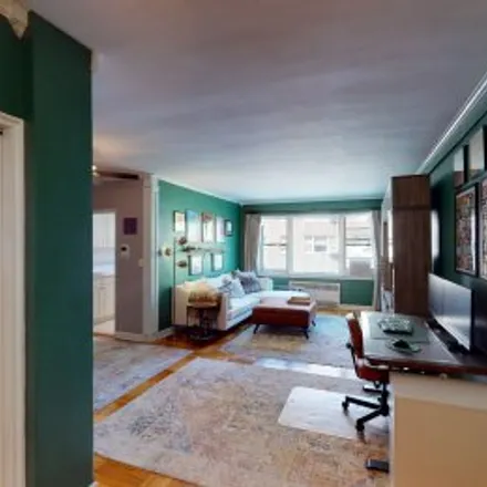 Buy this 1 bed apartment on #4ee,3850 Hudson Manor Ter in Riverdale, New York City
