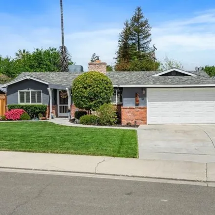 Buy this 3 bed house on Beverly Place in Tracy, CA 95304