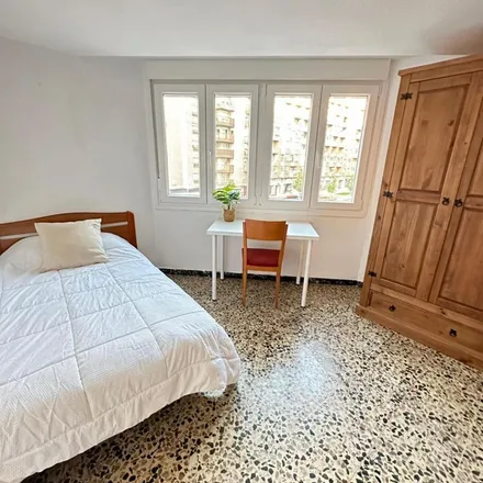 Image 3 - El Dorado, Calle Pilar Sinués y Navarro, 50010 Zaragoza, Spain - Apartment for rent