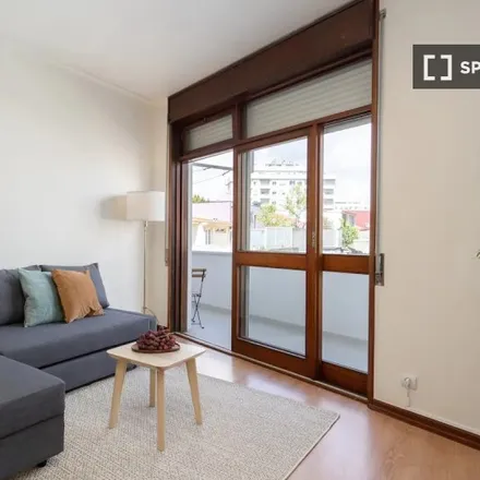 Rent this 1 bed apartment on Rua Doutor Mário de Vasconcelos e Sá in 4050-428 Porto, Portugal