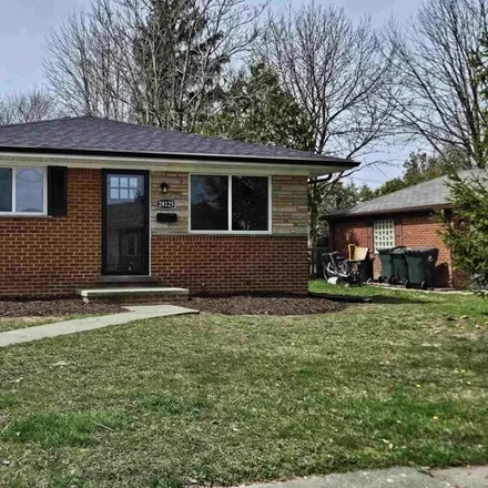 Buy this 3 bed house on 28125 Glenwood Street in Saint Clair Shores, MI 48081