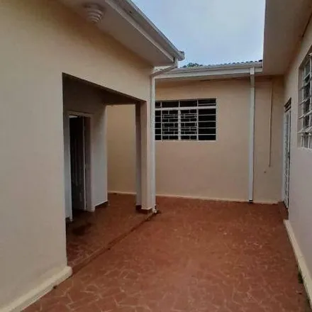Rent this 3 bed house on Grande Hotel in Rua Oswaldo Cruz 386, Araçatuba