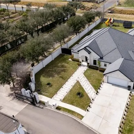 Image 1 - 1500 Trinity Road, Mission, TX 78572, USA - House for sale